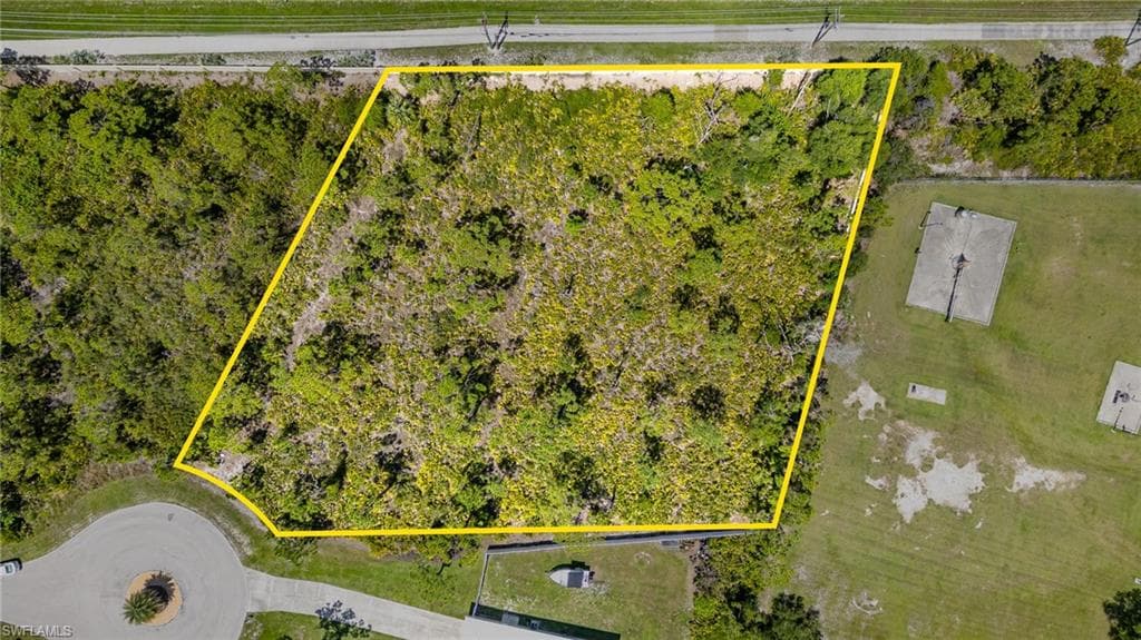 9437 Treasure Lake CT ST. JAMES CITY, FL 33956