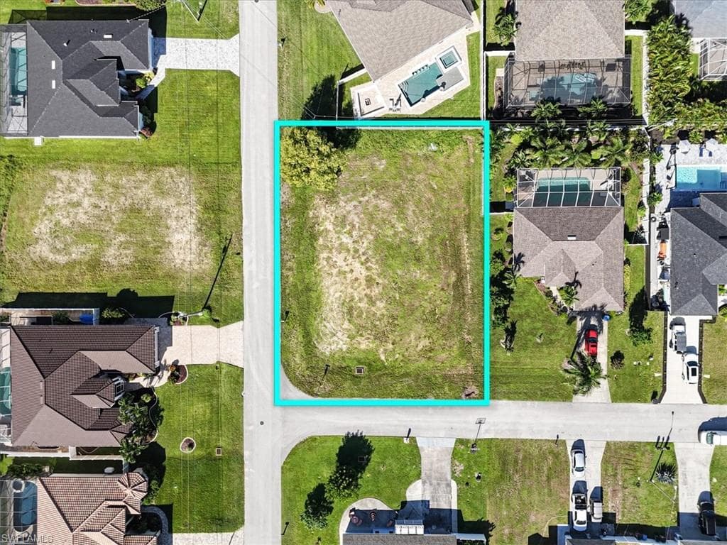 2540 SW 12th AVE CAPE CORAL, FL 33914