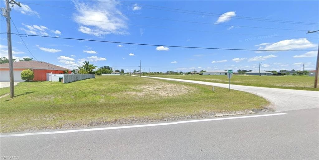 511 Diplomat PKWY E CAPE CORAL, FL 33909