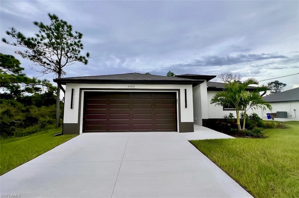 3208 66th ST W LEHIGH ACRES, FL 33971