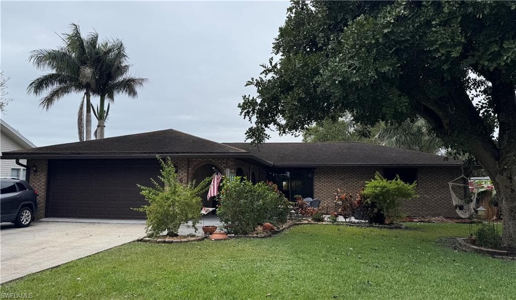 609 Ponce De Leon AVE CLEWISTON, FL 33440