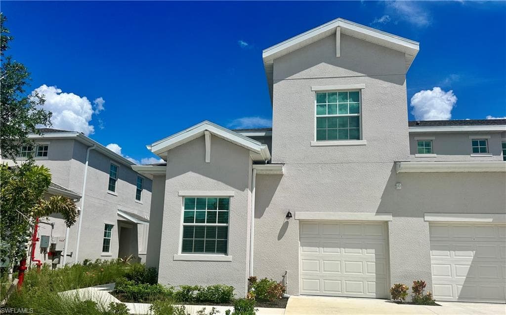 20610 Hazelnut CT 1511 LEHIGH ACRES, FL 33936