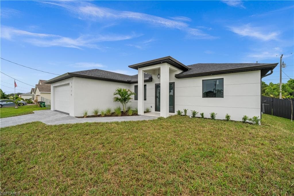 1719 23rd TER CAPE CORAL, FL 33993