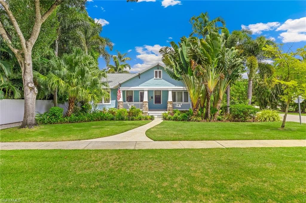 1463 Poinciana AVE FORT MYERS, FL 33901