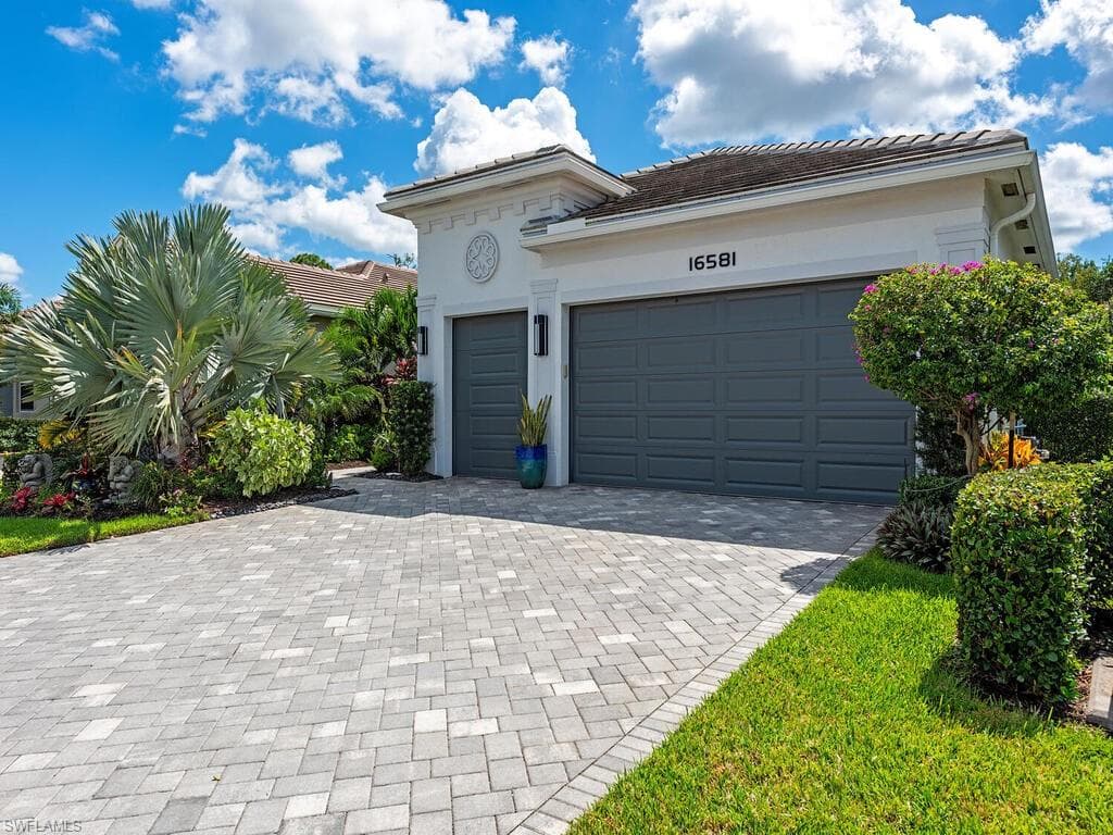 16581 Calistoga DR BONITA SPRINGS, FL 34135