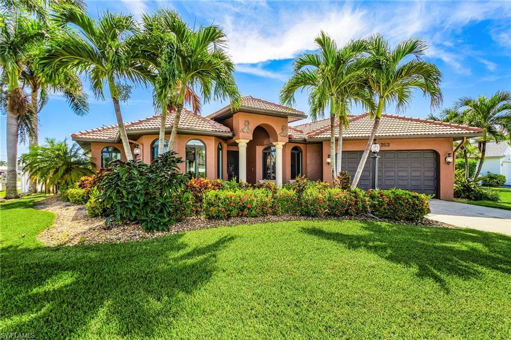 2613 SW 22nd PL CAPE CORAL, FL 33914