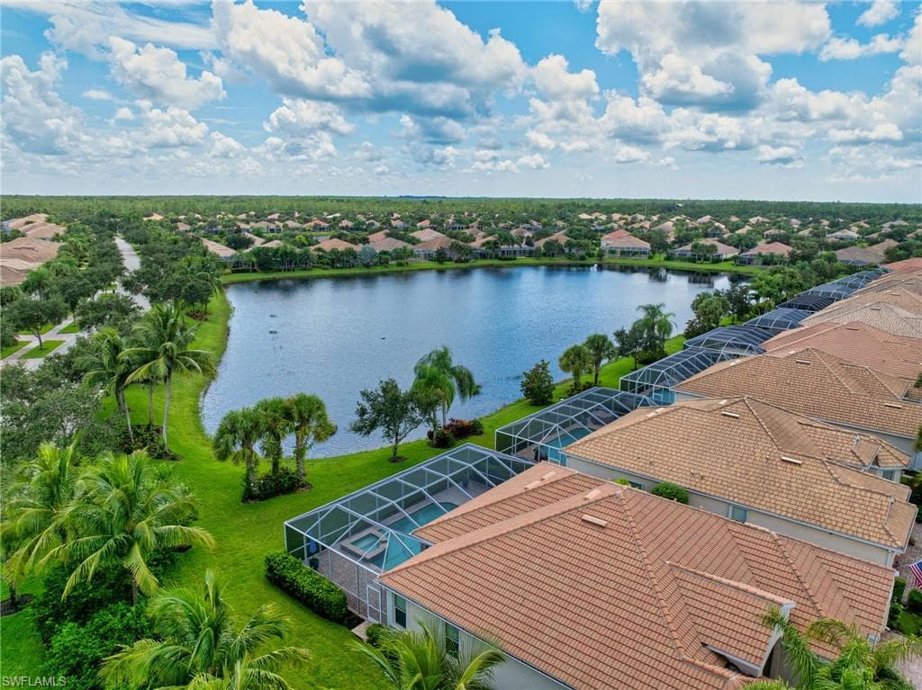 8637 Julia LN NAPLES, FL 34114