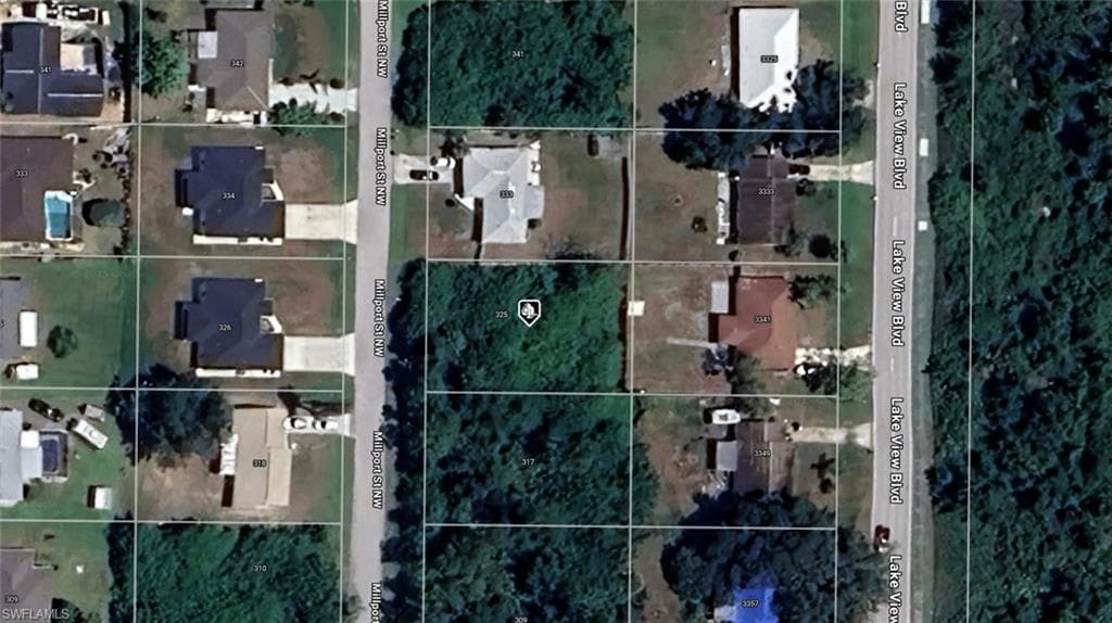 325 Millport ST NW PORT CHARLOTTE, FL 33948