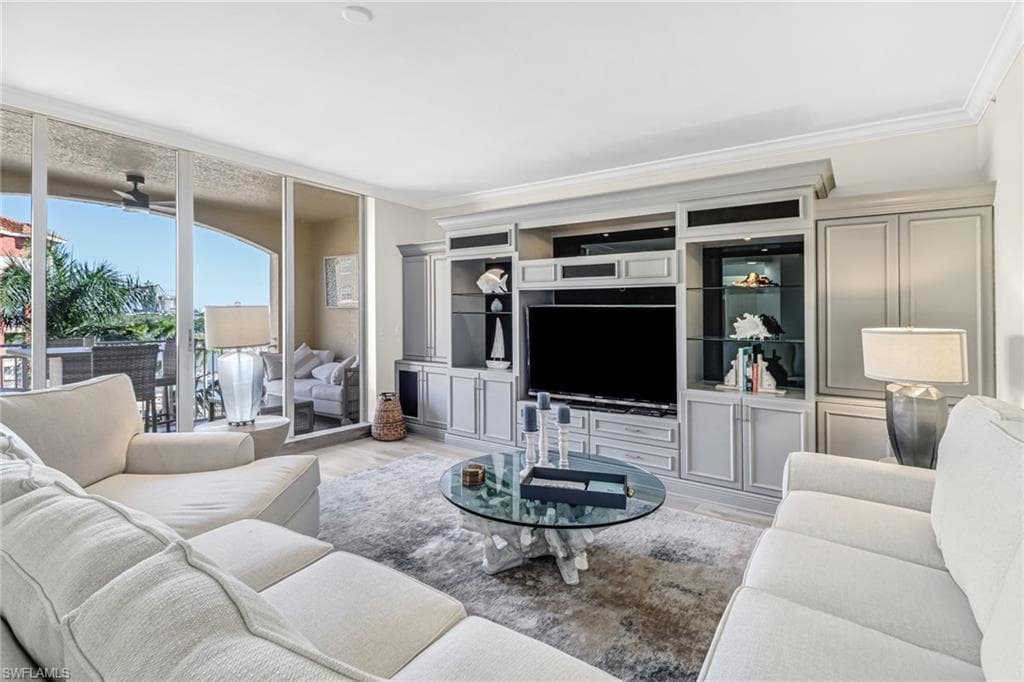 450 Bayfront PL 4405 NAPLES, FL 34102