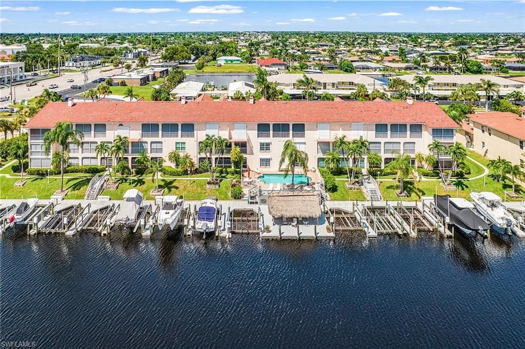 1614 Beach PKWY 208 CAPE CORAL, FL 33904