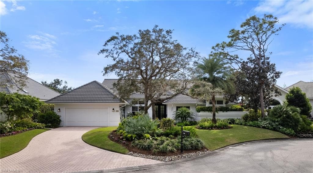 708 Turkey Oak LN NAPLES, FL 34108