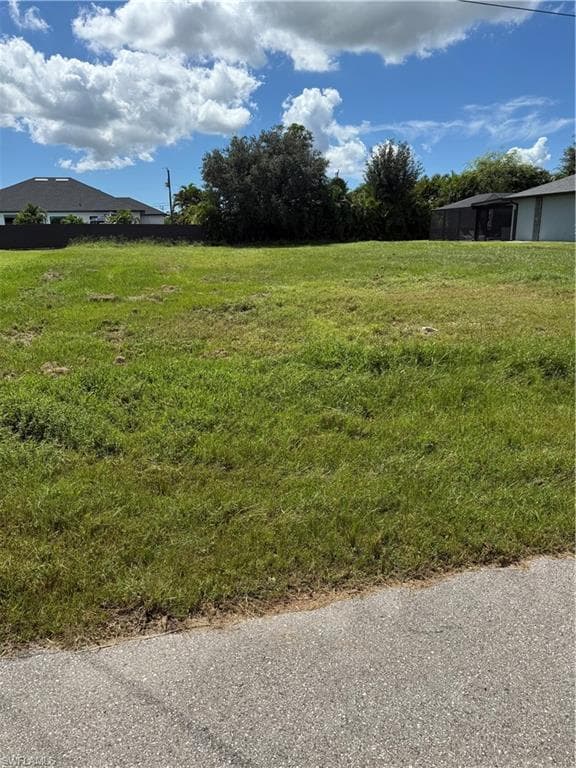 2114 SW 14th TER CAPE CORAL, FL 33991