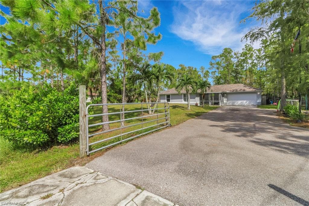 3543 45th AVE NE NAPLES, FL 34120