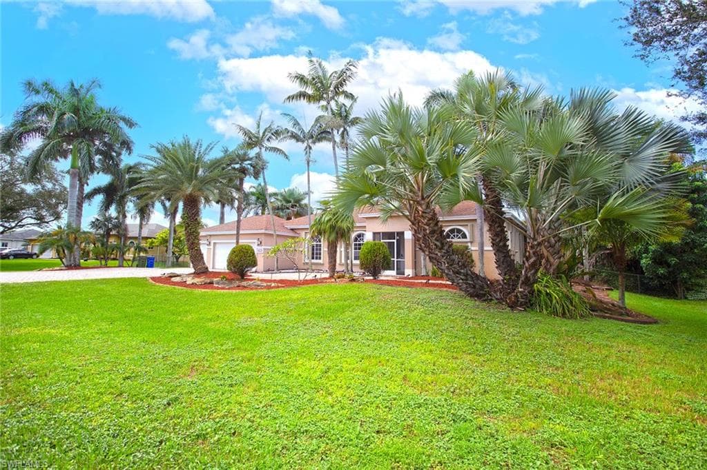 5911 SW 199th AVE PEMBROKE PINES, FL 33332