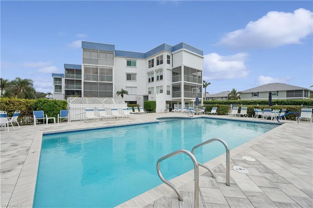 710 Elkcam CIR 307 MARCO ISLAND, FL 34145