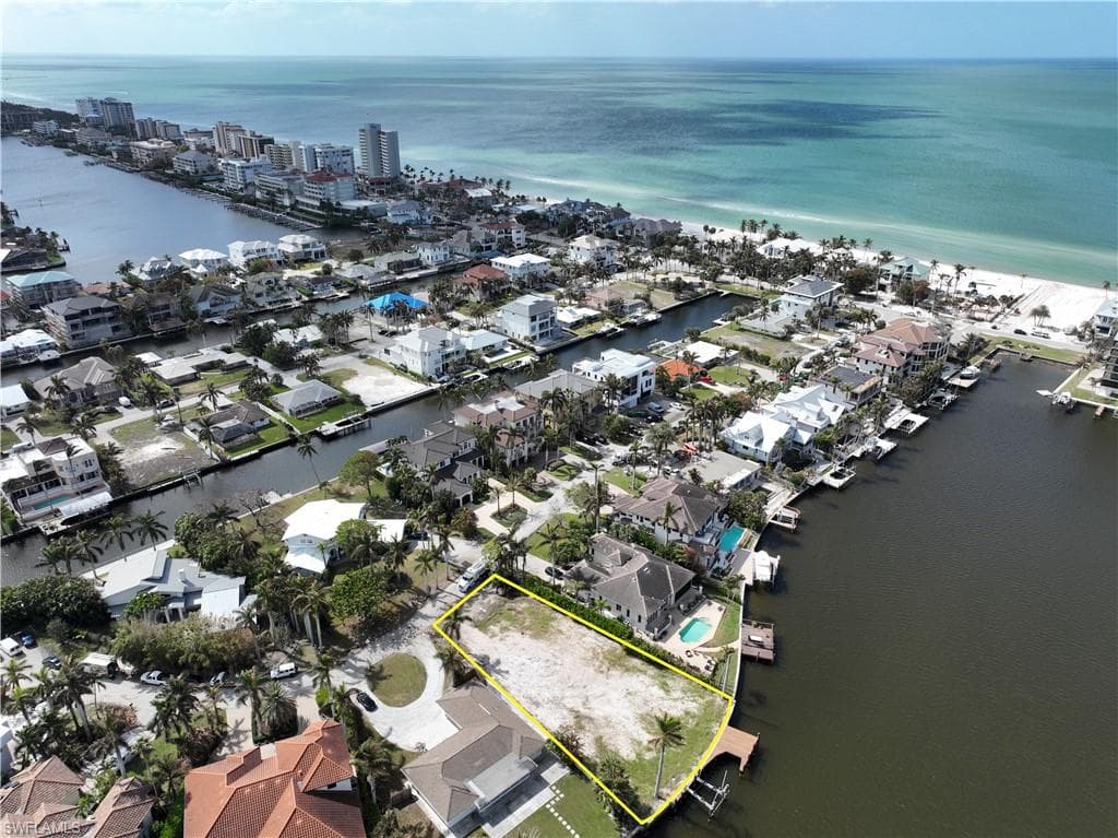 191 Seabreeze AVE NAPLES, FL 34108