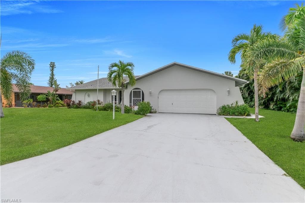 7212 Drake DR FORT MYERS, FL 33908