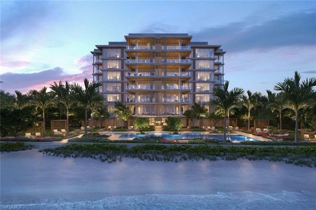 1121 GULF SHORE BLVD N 2S NAPLES, FL 34102