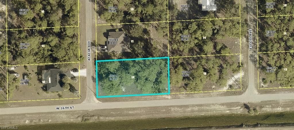 1600 Acacia AVE LEHIGH ACRES, FL 33972