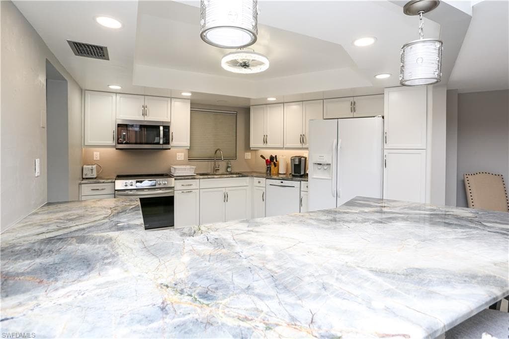 413 Augusta BLVD 104 NAPLES, FL 34113