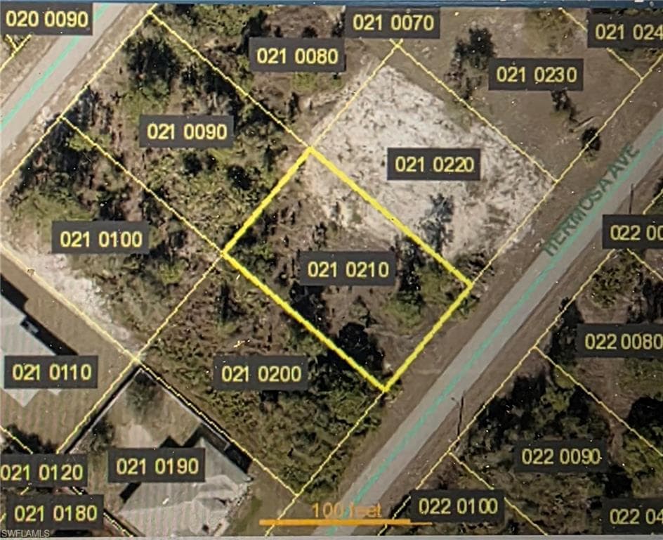 352 Hermosa AVE LEHIGH ACRES, FL 33974