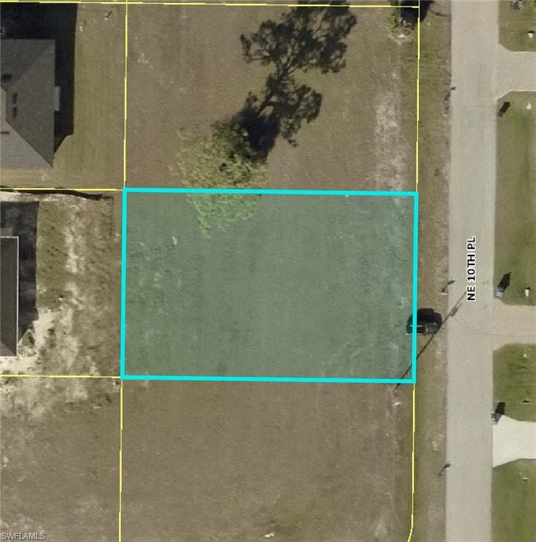 4004 NE 10th PL CAPE CORAL, FL 33909