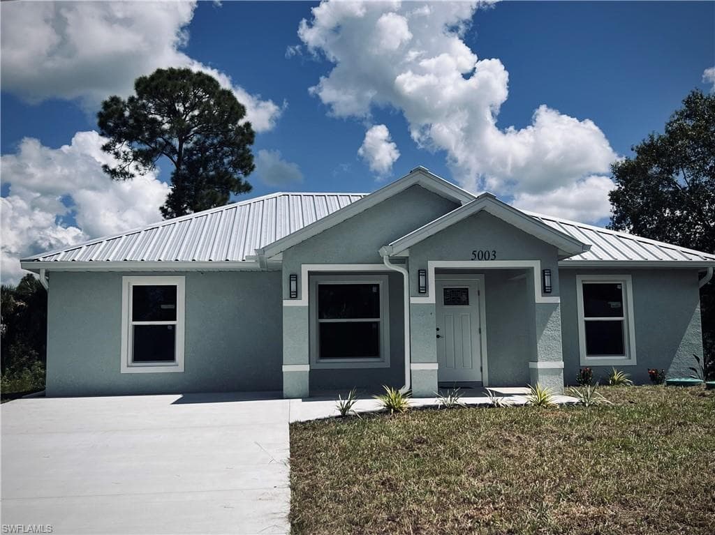 5003 Early LN LABELLE, FL 33935
