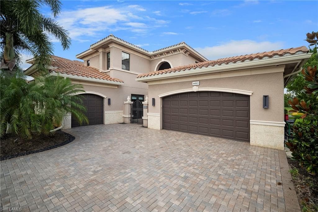 4450 Caldera CIR NAPLES, FL 34119