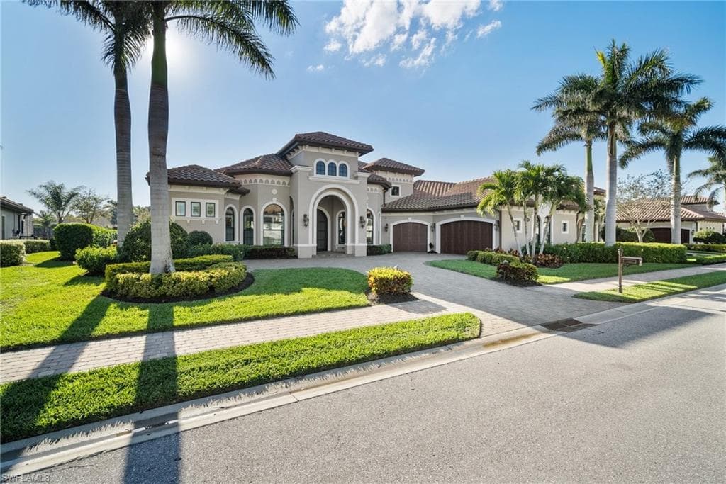 6604 Barbera LN NAPLES, FL 34113