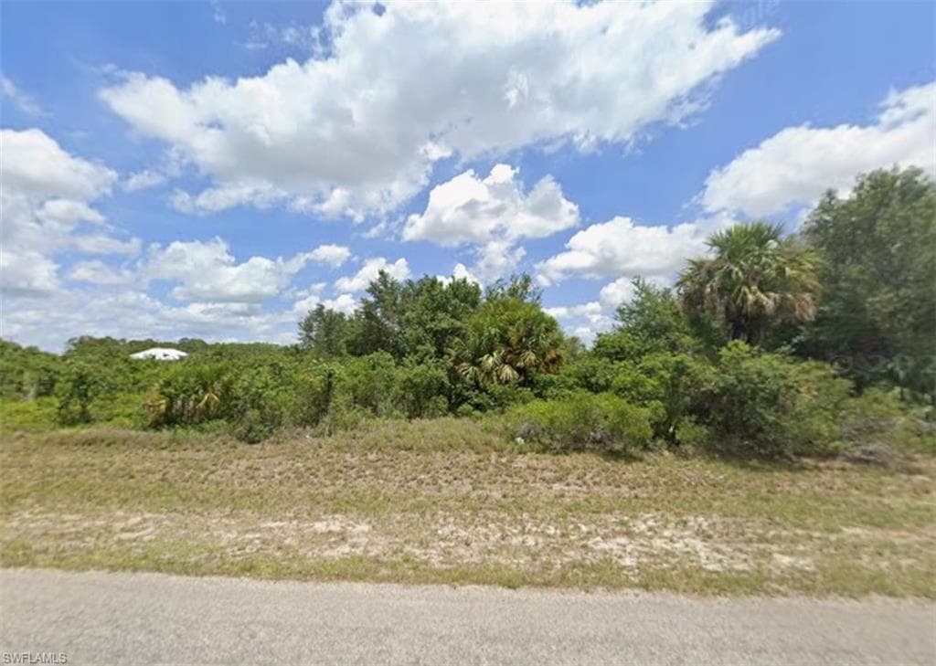 8007 Mangrove CIR LABELLE, FL 33935