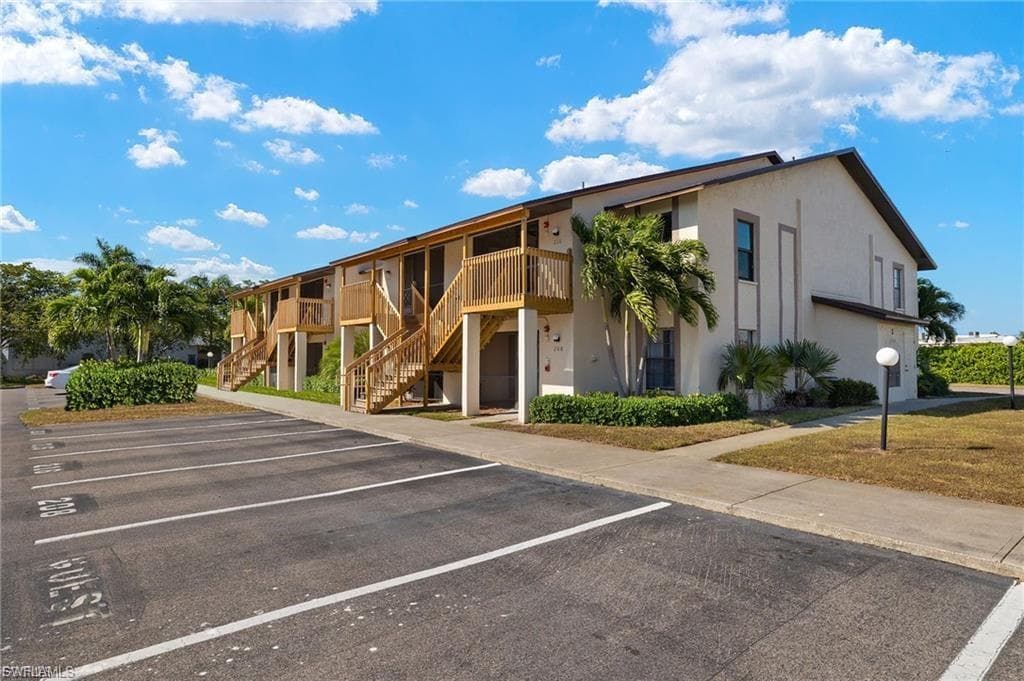13118 Feather Sound DR 215 FORT MYERS, FL 33919