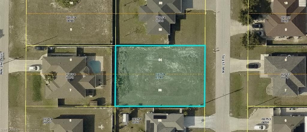 2212 1st PL CAPE CORAL, FL 33993