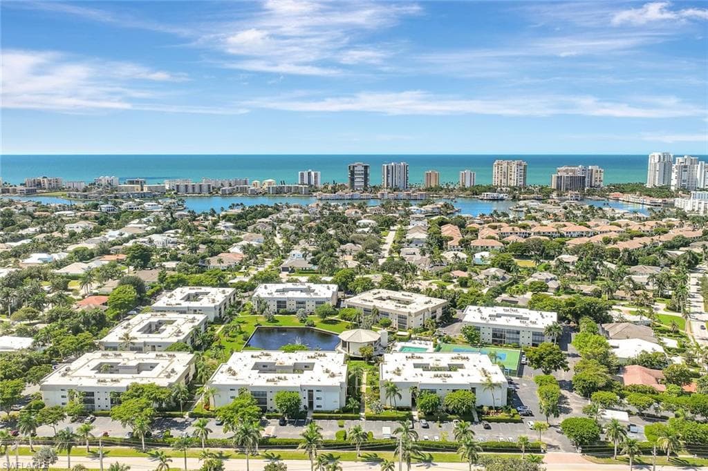788 Park Shore DR E39 NAPLES, FL 34103