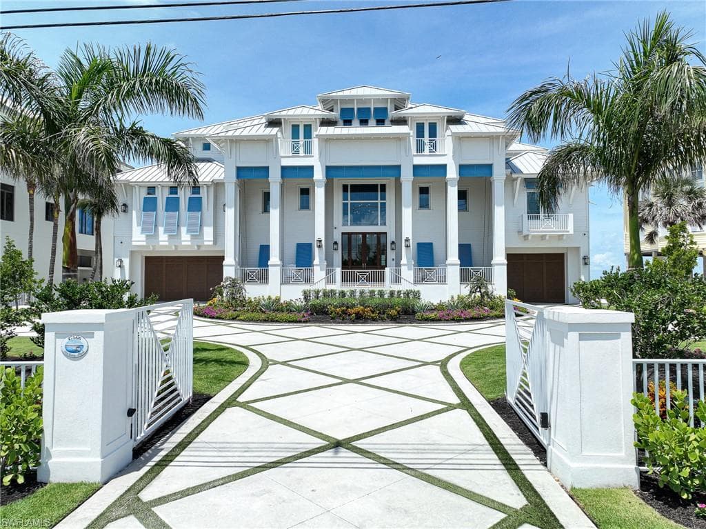 27566 Hickory BLVD BONITA SPRINGS, FL 34134