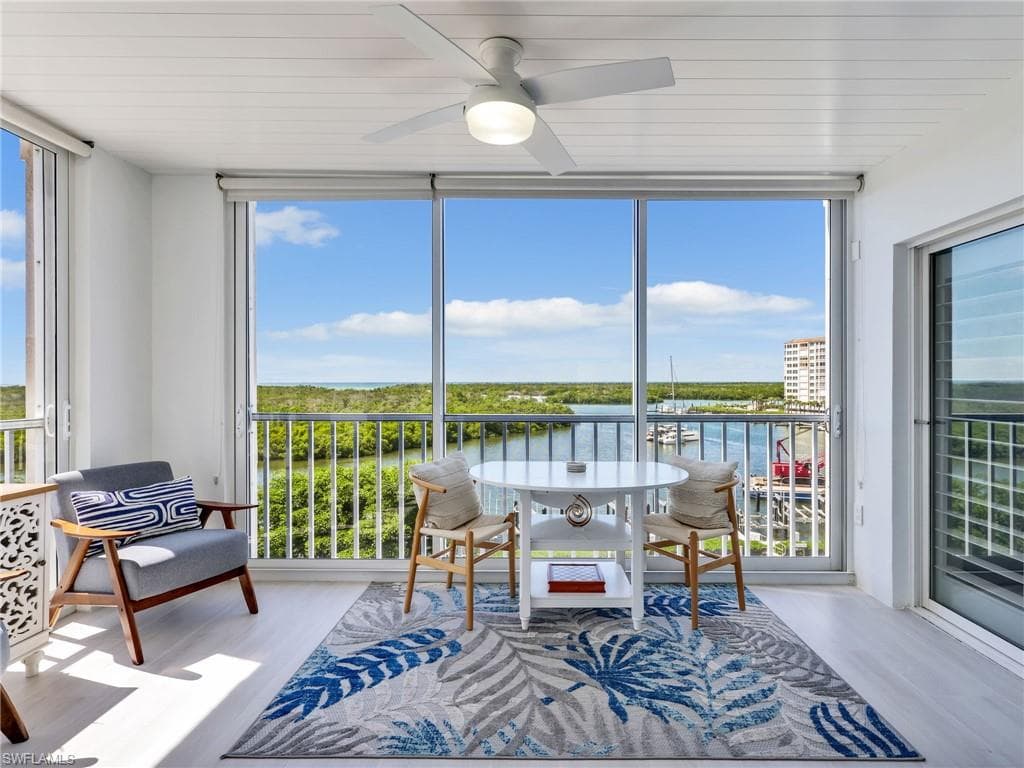 13105 Vanderbilt DR 606 NAPLES, FL 34110