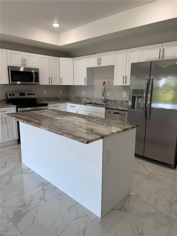 608 Alabama RD S LEHIGH ACRES, FL 33974