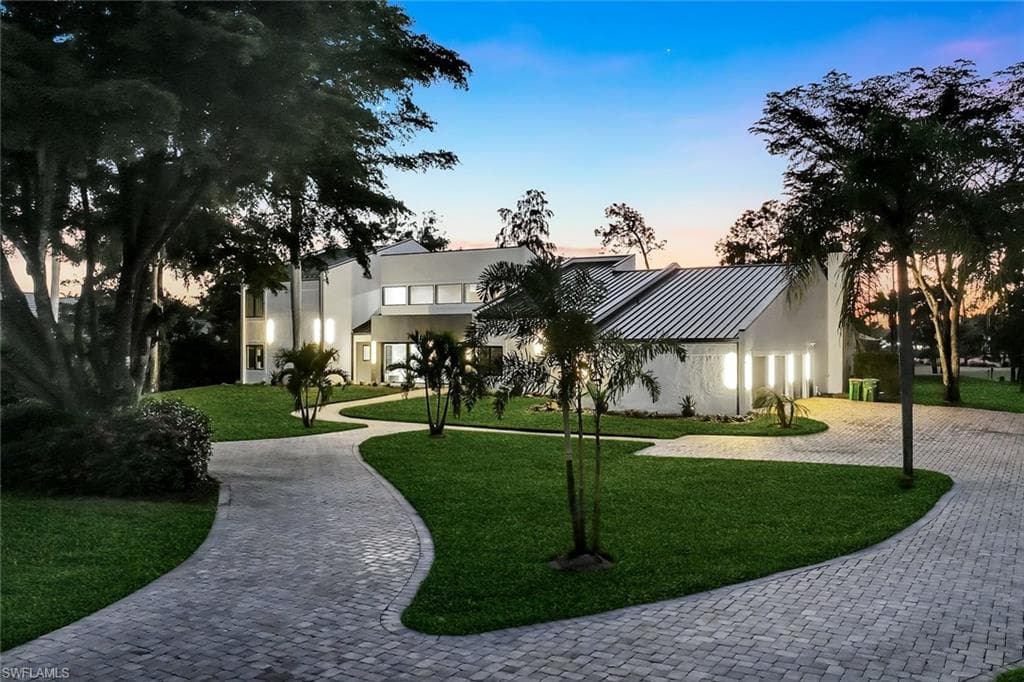 13087 Pond Apple DR E NAPLES, FL 34119