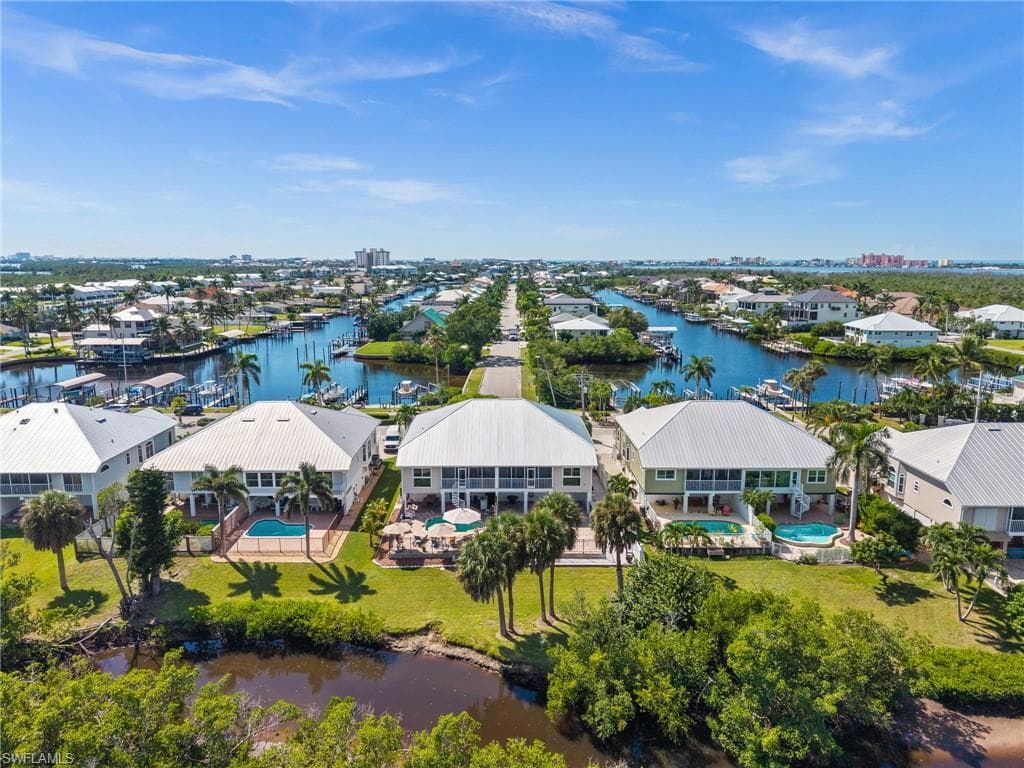 12170 Siesta DR FORT MYERS BEACH, FL 33931