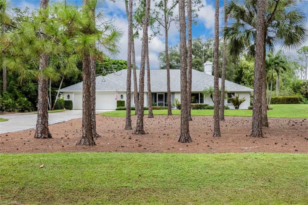 5520 Cynthia LN NAPLES, FL 34112