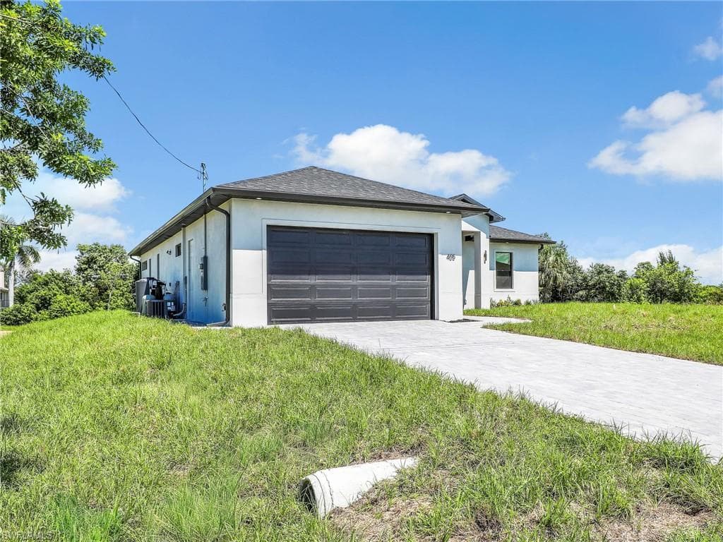 1828 21st ST CAPE CORAL, FL 33993