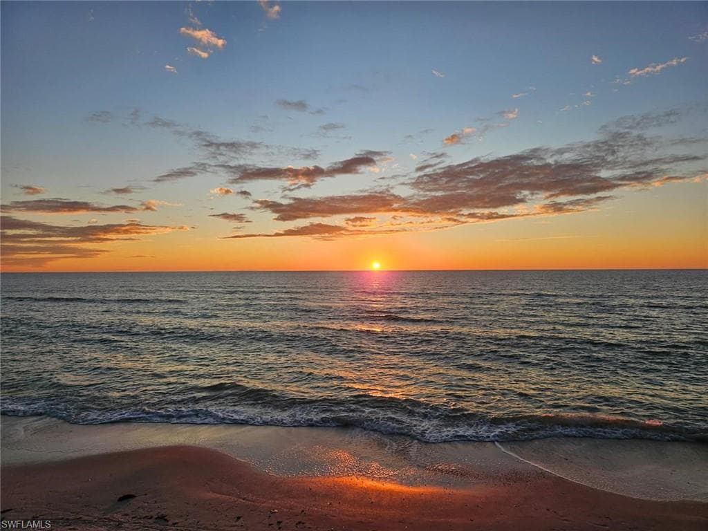 7905 Cocobay DR 15 NAPLES, FL 34108