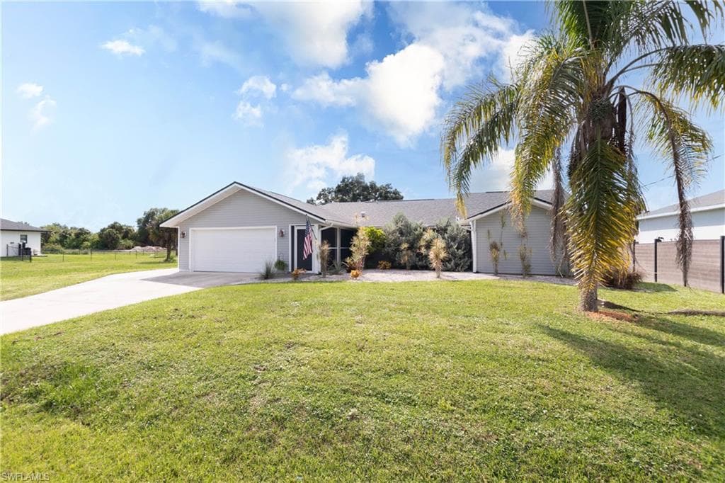 6047 Tabor AVE FORT MYERS, FL 33905