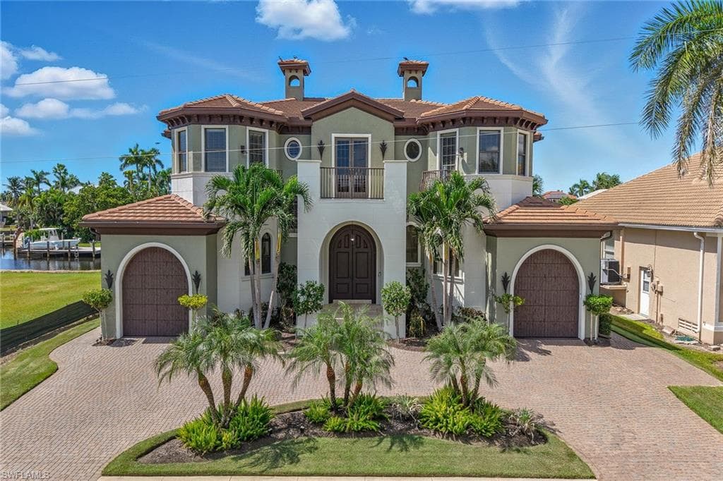 1850 Apataki CT MARCO ISLAND, FL 34145