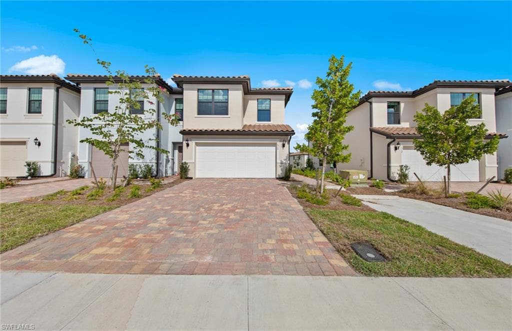 1636 Lake Jessup CIR CAPE CORAL, FL 33909