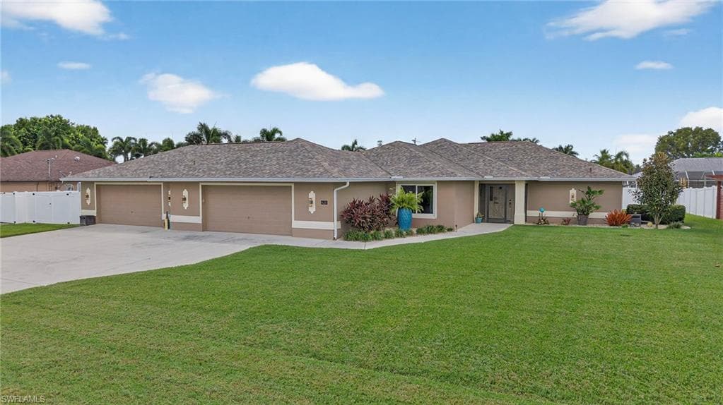 624 SE 23rd TER CAPE CORAL, FL 33990