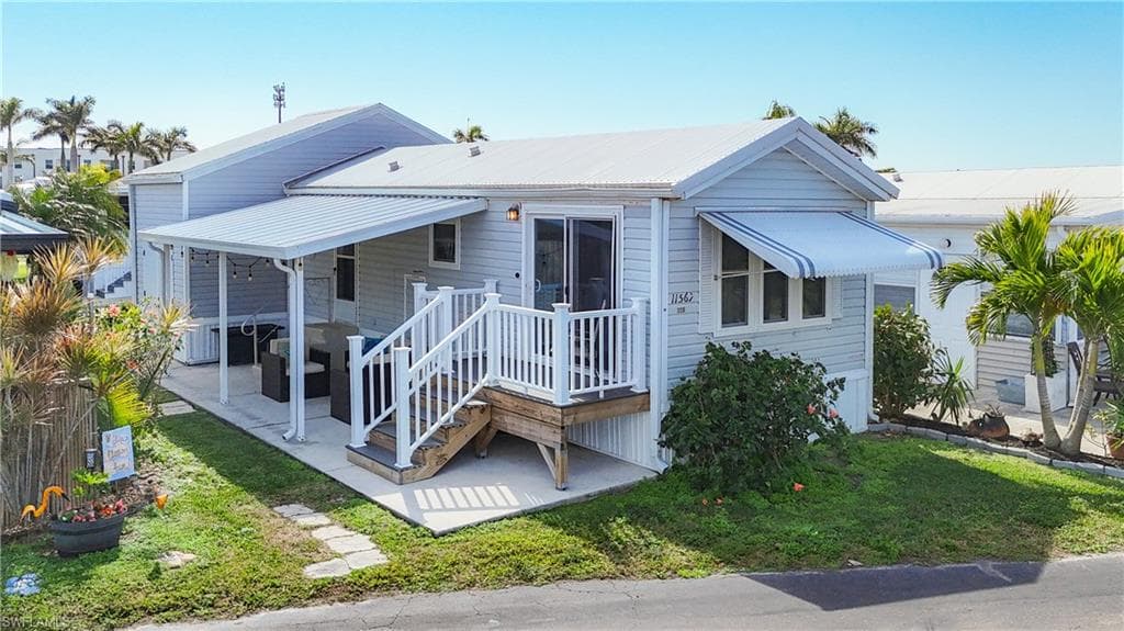 11561 Blue Warbler DR FORT MYERS, FL 33908