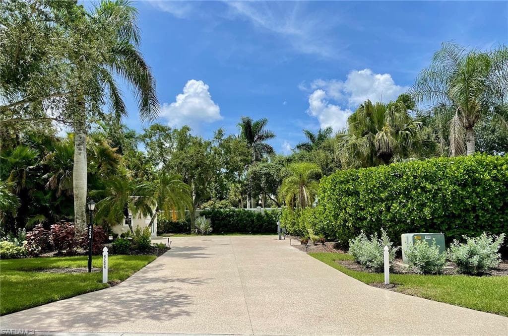 4504 Southern Breeze DR NAPLES, FL 34114
