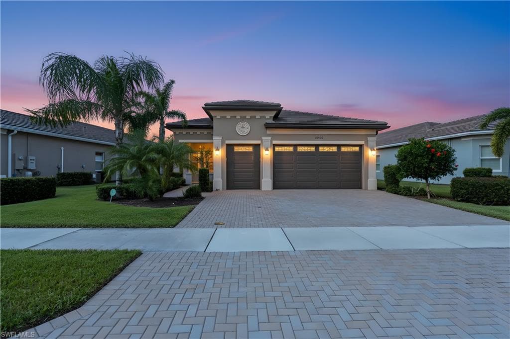 28568 Twain DR BONITA SPRINGS, FL 34135
