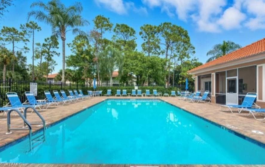 280 Robin Hood CIR 102 NAPLES, FL 34104