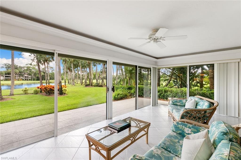 105 Clubhouse LN C189 NAPLES, FL 34105
